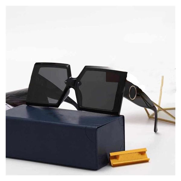 sunglasses 2021 luxury women oversized square polarized sun glasses female fashion outdoor shades man driving eyewear unisex, White;black
sunglasses 2021 luxury women oversized square polarized sun glasses female fashion outdoor shades man driving eyewear unisex, White;black