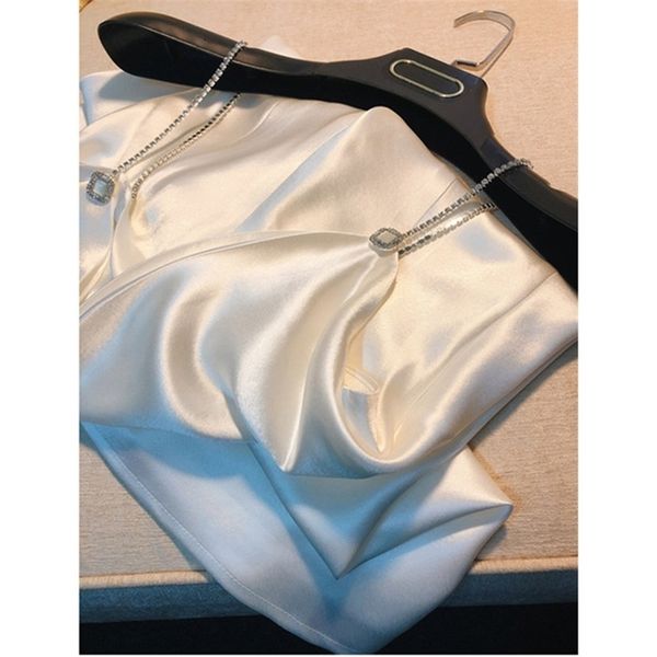 summer women satin party dress spaghetti strap diamond white short silk mini 210513, Black;gray
summer women satin party dress spaghetti strap diamond white short silk mini 210513, Black;gray