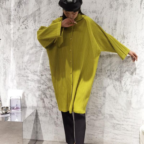 women's trench coats 2021 autumn and winter hooded jacket miyak fold fashion loose large size single-breasted long coat, Tan;black
women's trench coats 2021 autumn and winter hooded jacket miyak fold fashion loose large size single-breasted long coat, Tan;black