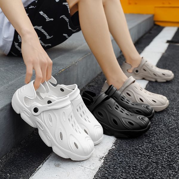 2021 summer new mens jelly shoes breathable and comfortable with heel wear-resistant fashionable mens sandals slippers 39-48, Black
2021 summer new mens jelly shoes breathable and comfortable with heel wear-resistant fashionable mens sandals slippers 39-48, Black