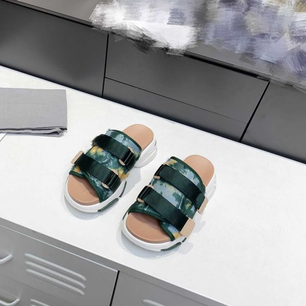 embroidery material thick bottom slipper summer travel women's sandals individual irregular shape sole casual slippers 35-40, Black
embroidery material thick bottom slipper summer travel women's sandals individual irregular shape sole casual slippers 35-40, Black