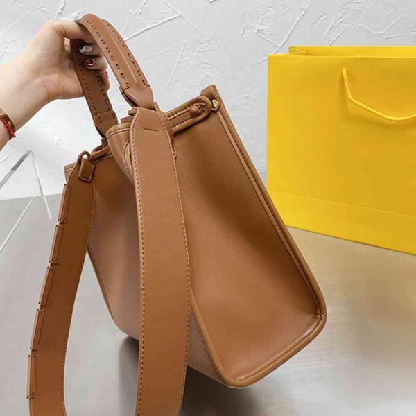 akend family bags 2021 wholesale onthego series f handbag swiveling lock opening and p zhouzhoubao123 c crossbody tb saddle bag quilted, Black
akend family bags 2021 wholesale onthego series f handbag swiveling lock opening and p zhouzhoubao123 c crossbody tb saddle bag quilted, Black
