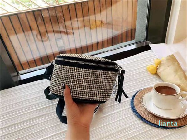 the latest 202 chest bags waist bag luxury designer handbag fashionable, casual and versatile handbags looks sparkly size 19 * 13 large capa
the latest 202 chest bags waist bag luxury designer handbag fashionable, casual and versatile handbags looks sparkly size 19 * 13 large capa