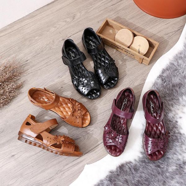 sandals 2021 summer ethnic style middle-aged mother's shoes flat bottom tide beef tendon low leather women's, Black
sandals 2021 summer ethnic style middle-aged mother's shoes flat bottom tide beef tendon low leather women's, Black