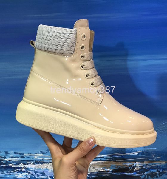 boots winter hand-painted graffiti high shoes thick bottom inner heightening men's and women's leisure short boots couple board, Black
boots winter hand-painted graffiti high shoes thick bottom inner heightening men's and women's leisure short boots couple board, Black