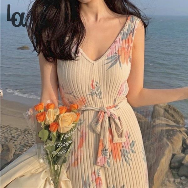 french vintage jumpsuits or women elegant knitted floral v-neck loose sleeveless casual summer 210519, Black;white
french vintage jumpsuits or women elegant knitted floral v-neck loose sleeveless casual summer 210519, Black;white