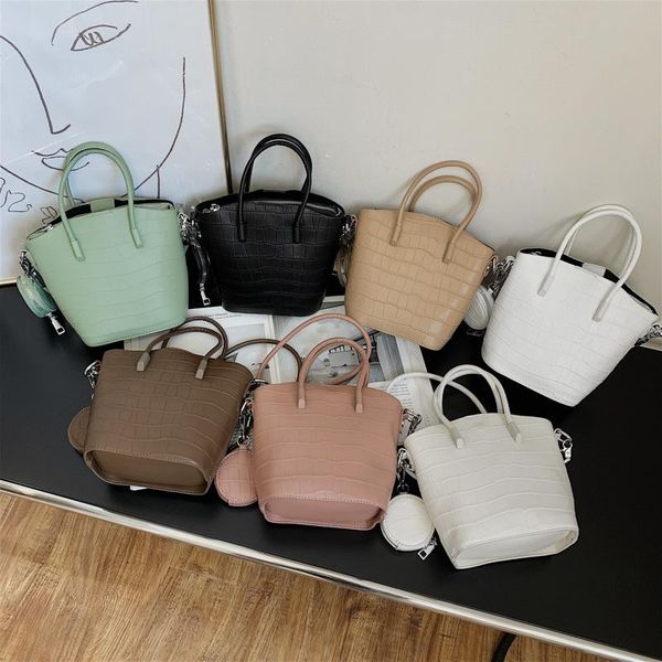 evening bags woman handbags tote for women 2021 bolsas quality summer fashion pu leather luxury designer women's bucket shoulder bag
evening bags woman handbags tote for women 2021 bolsas quality summer fashion pu leather luxury designer women's bucket shoulder bag