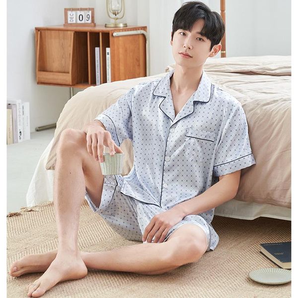 men's sleepwear casual print 2pcs pajamas set summer faux silk home wear turn-down collar cardigan&shorts nightwear with pocket, Black;brown
men's sleepwear casual print 2pcs pajamas set summer faux silk home wear turn-down collar cardigan&shorts nightwear with pocket, Black;brown