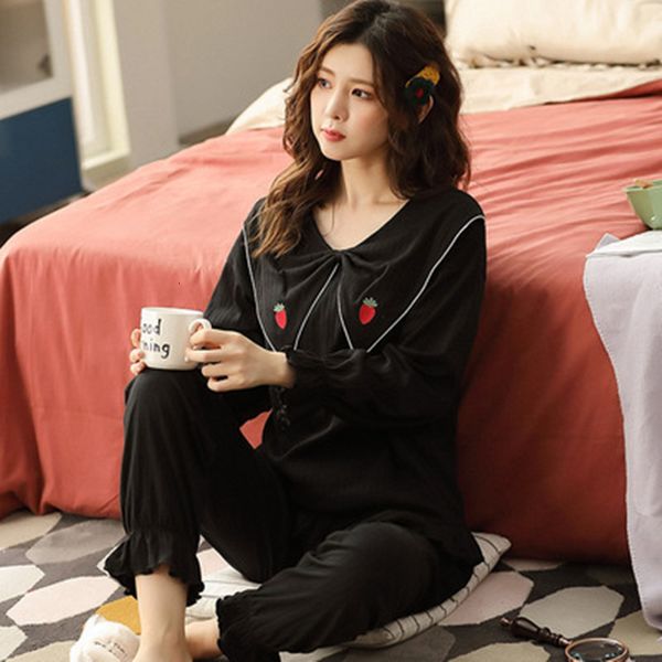 women's sleepwear sweet princess pajamas set women pyjama cartoon print female warm pure cotton homewear long shirt pants 2 piece/, Black;red
women's sleepwear sweet princess pajamas set women pyjama cartoon print female warm pure cotton homewear long shirt pants 2 piece/, Black;red