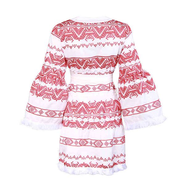 dresses embroidery patchwork women v neck flare sleeve high waist lace up mini es female spring 2021 fashion, Black;gray
dresses embroidery patchwork women v neck flare sleeve high waist lace up mini es female spring 2021 fashion, Black;gray