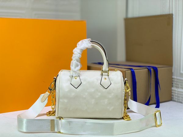 fashion luxurys designers bags spddey bandouiiere 22 tote women handbags monograms embossing shoulder bag m58631
fashion luxurys designers bags spddey bandouiiere 22 tote women handbags monograms embossing shoulder bag m58631