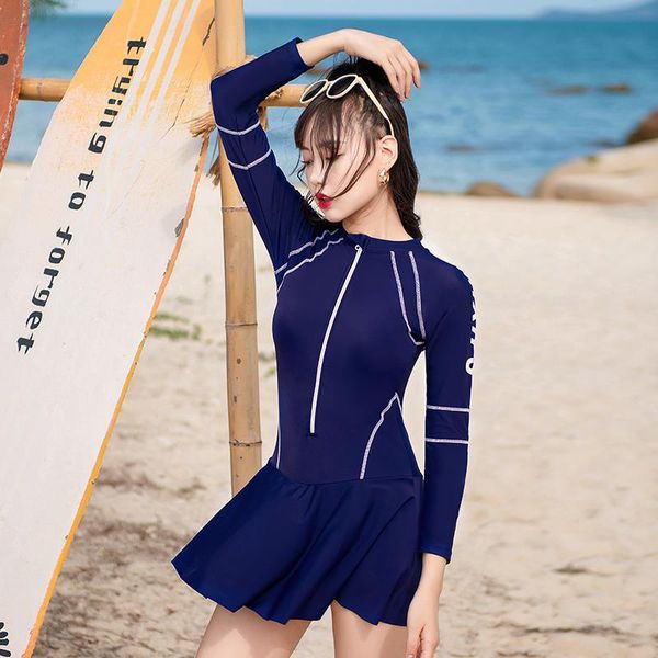 one-piece suits women one piece sports swimsuit long sleeves padded swimwear plus size sufing suit zipper letter print beach wear 2021
one-piece suits women one piece sports swimsuit long sleeves padded swimwear plus size sufing suit zipper letter print beach wear 2021