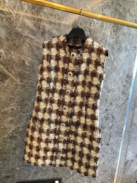 casual dresses fashion ladies 2021 sleeveless round neck check vest dress 1030, Black;gray
casual dresses fashion ladies 2021 sleeveless round neck check vest dress 1030, Black;gray