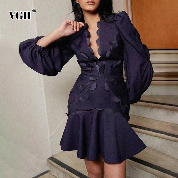 casual dresses vgh patchwork appliques dress for women v neck lantern sleeve high waist printed female fashion clothing 2021, Black;gray
casual dresses vgh patchwork appliques dress for women v neck lantern sleeve high waist printed female fashion clothing 2021, Black;gray
