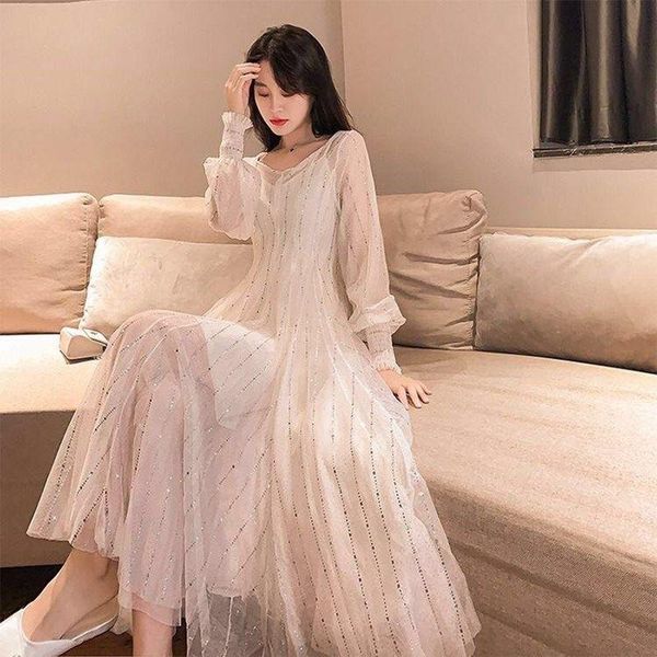 casual dresses spring autumn women flare sleeve o-neck bling sequin ruffles dress lady elastic slim waist mesh gauze zipper midi chic, Black;gray
casual dresses spring autumn women flare sleeve o-neck bling sequin ruffles dress lady elastic slim waist mesh gauze zipper midi chic, Black;gray