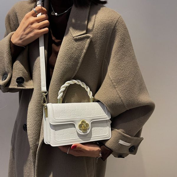 factory direct sale 75% off korean minority dharma stick women's autumn armpit new messenger temperament bags
factory direct sale 75% off korean minority dharma stick women's autumn armpit new messenger temperament bags