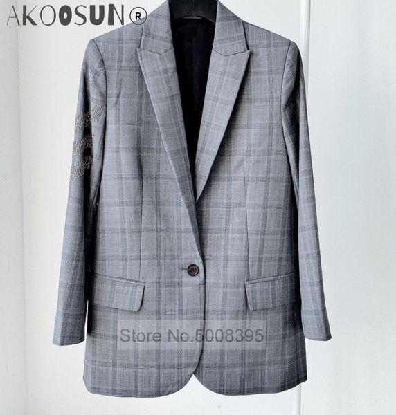 women's suits & blazers 2021ss woman grey checked wool blend blazer long sleeves with strass rhinestone stamping single button flap poc, White;black
women's suits & blazers 2021ss woman grey checked wool blend blazer long sleeves with strass rhinestone stamping single button flap poc, White;black