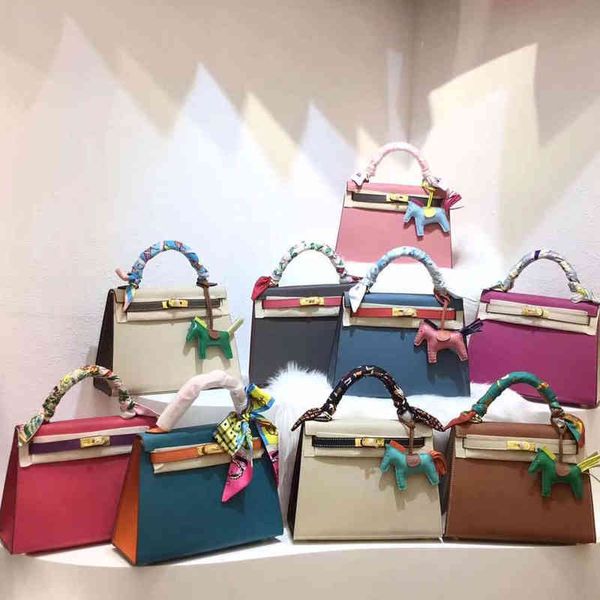 luxury h bags designer shoulder handbags leather color blocking palm print second generation kelllys bag 20cm25cm gold buckle single shoulde
luxury h bags designer shoulder handbags leather color blocking palm print second generation kelllys bag 20cm25cm gold buckle single shoulde