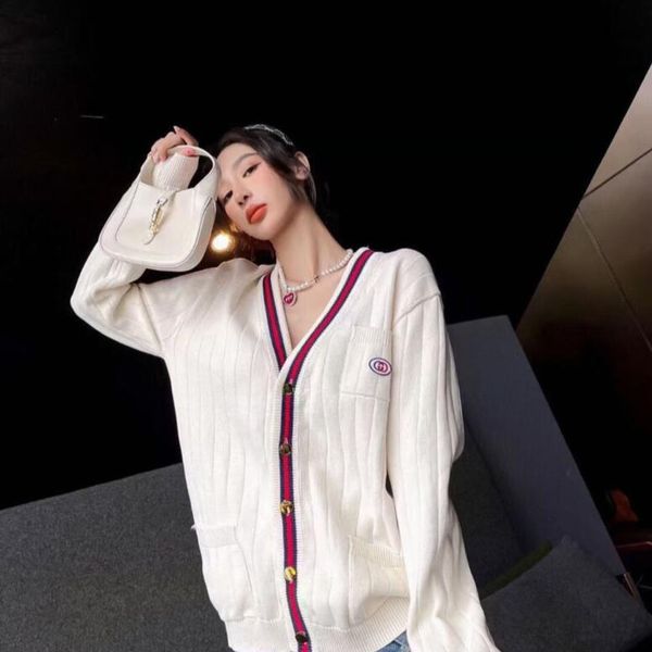 autumn and winter sweaters long sleves knits letters embroidery fashion hoodies round collar cardigan sweatshirt madam knit clothing, White;black
autumn and winter sweaters long sleves knits letters embroidery fashion hoodies round collar cardigan sweatshirt madam knit clothing, White;black