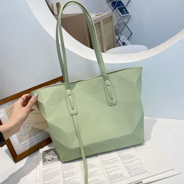 shoulder bags large-capacity women's bag 2022 three-dimensional ladies trendy texture handbag
shoulder bags large-capacity women's bag 2022 three-dimensional ladies trendy texture handbag