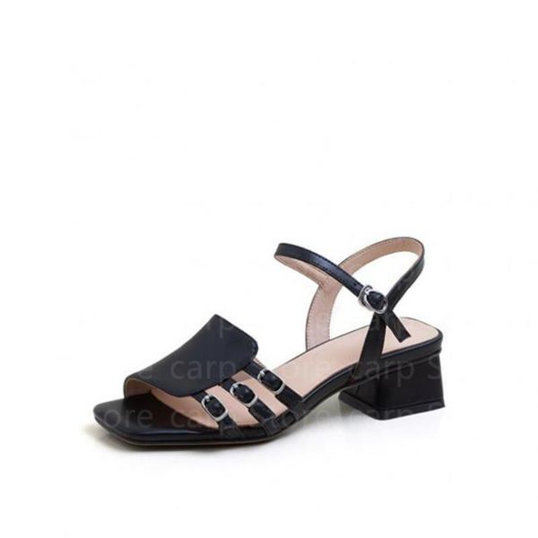 sandals summer women slippers 2021 fashion heels,open toe shoes,square heel,ankle buckle strape,green,black,beige
sandals summer women slippers 2021 fashion heels,open toe shoes,square heel,ankle buckle strape,green,black,beige