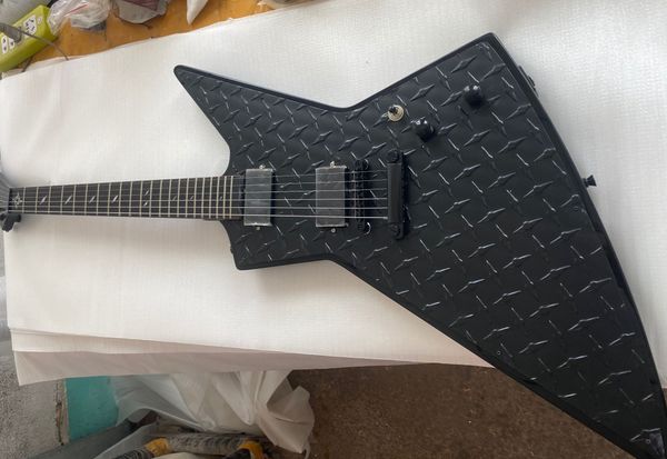 mx250 james hetfield matte black diamond plate explorer electric guitar ninja stars inlay, china emg pickups, super rare axe
mx250 james hetfield matte black diamond plate explorer electric guitar ninja stars inlay, china emg pickups, super rare axe