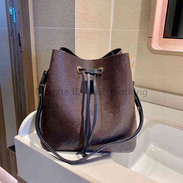 20ss luxury designer néonoé women fashion bags classic letter drawstring bucket causcal string lady handbags
20ss luxury designer néonoé women fashion bags classic letter drawstring bucket causcal string lady handbags