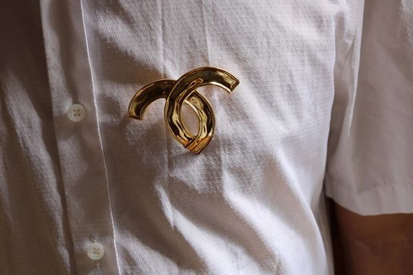 vintage stamp camellia women brooches pin punk, Gray
vintage stamp camellia women brooches pin punk, Gray