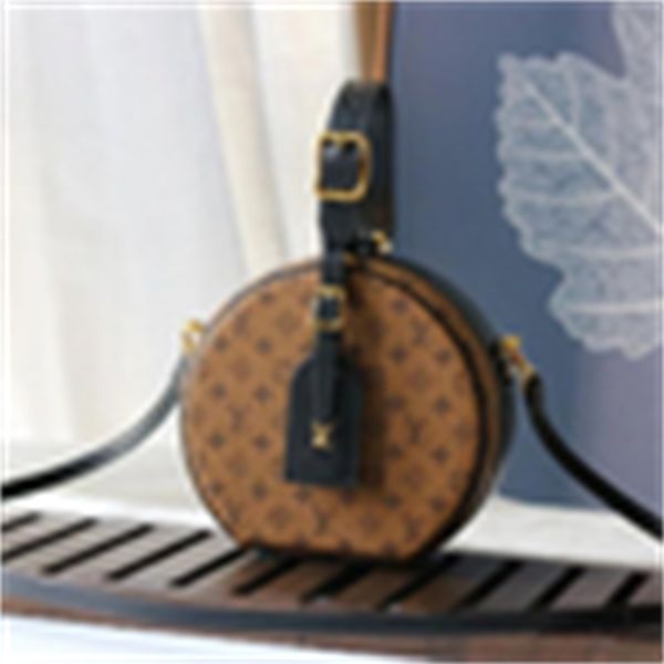 handbag bags evening petite boite chapeau designer handbags iconic handles shoulder luxury totes cross body bag clutches m43510 m43514
handbag bags evening petite boite chapeau designer handbags iconic handles shoulder luxury totes cross body bag clutches m43510 m43514