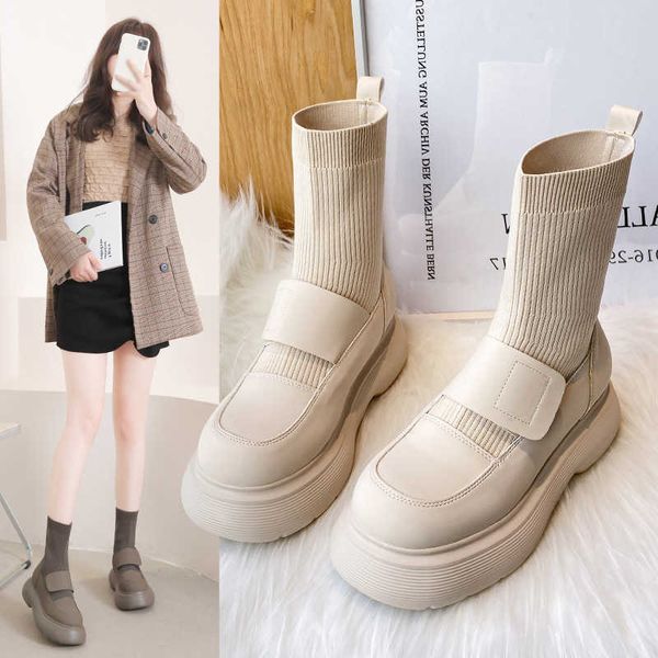 thick soled short knitted elastic autumn 2021 big head flying woven martin chelsea velcro socks boots, Black
thick soled short knitted elastic autumn 2021 big head flying woven martin chelsea velcro socks boots, Black