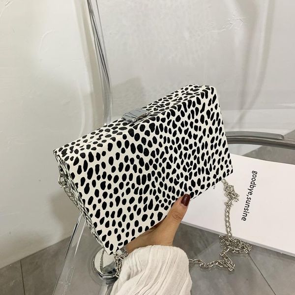 shoulder bags fashionable zebra pattern small square bag personalized cow chain diagonal leopard design ladies party coin
shoulder bags fashionable zebra pattern small square bag personalized cow chain diagonal leopard design ladies party coin