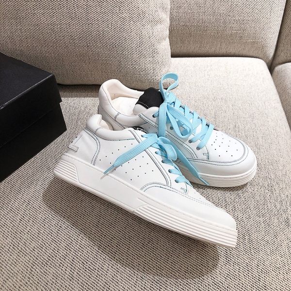 2021 new arrival fashion women luxury designer shoes for women real leather ace sneakers white black size 35-40
2021 new arrival fashion women luxury designer shoes for women real leather ace sneakers white black size 35-40