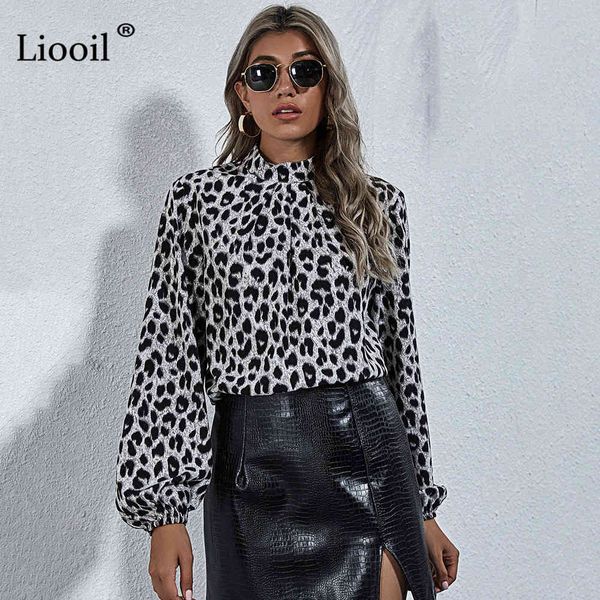 shorts leopard print shirt women 2021 long sleeve turtleneck with button spring autumn elegant vintage ladies casual and blouses, White;black
shorts leopard print shirt women 2021 long sleeve turtleneck with button spring autumn elegant vintage ladies casual and blouses, White;black