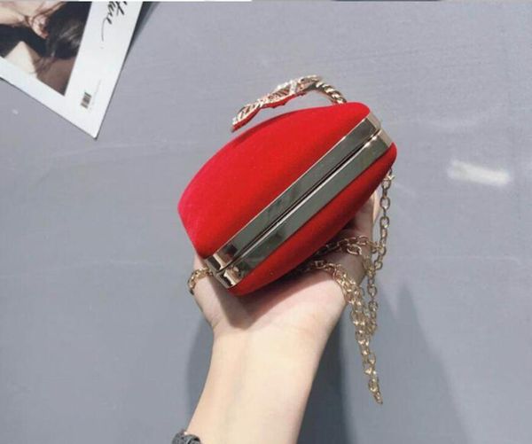 2022 red black velet rhinestones evening bag wedding purse finger ring diamonds chain shoulder handbags crystal evening bag 04
2022 red black velet rhinestones evening bag wedding purse finger ring diamonds chain shoulder handbags crystal evening bag 04