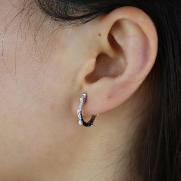 hoop & huggie unique design opal stone small earrings for women fashion simulated huggies crystal x ear cuff jewelry, Golden;silver
hoop & huggie unique design opal stone small earrings for women fashion simulated huggies crystal x ear cuff jewelry, Golden;silver