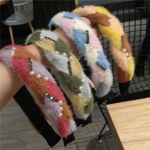 korea knitted wool hairband spliced color sweet pearl headband women wide brim hair accessories elegant lady head hoop headdress1
korea knitted wool hairband spliced color sweet pearl headband women wide brim hair accessories elegant lady head hoop headdress1