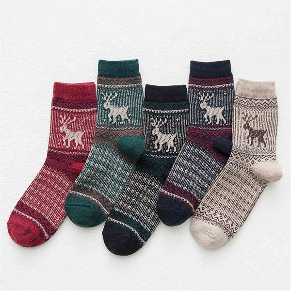socks autumn and winter women's rabbit wool middle tube double way christmas deer, Black;white
socks autumn and winter women's rabbit wool middle tube double way christmas deer, Black;white