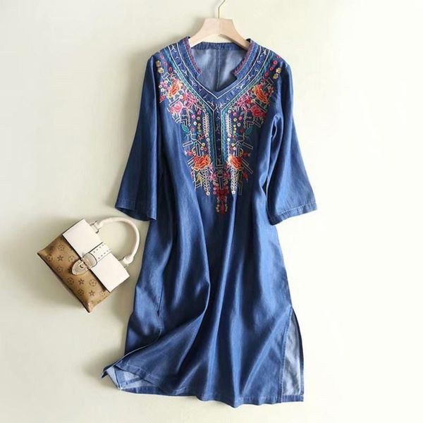 casual dresses v-neck spring embroidery pullover denim dress street style loose fit a-line knee women vintage blue vestidos, Black;gray
casual dresses v-neck spring embroidery pullover denim dress street style loose fit a-line knee women vintage blue vestidos, Black;gray