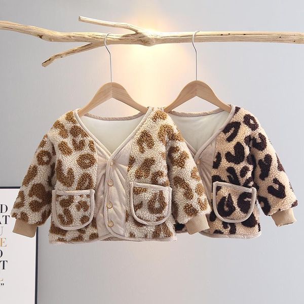 jackets ins winter korean baby plush leopard fur coat men and women cute button thickened cardigan, Blue;gray
jackets ins winter korean baby plush leopard fur coat men and women cute button thickened cardigan, Blue;gray