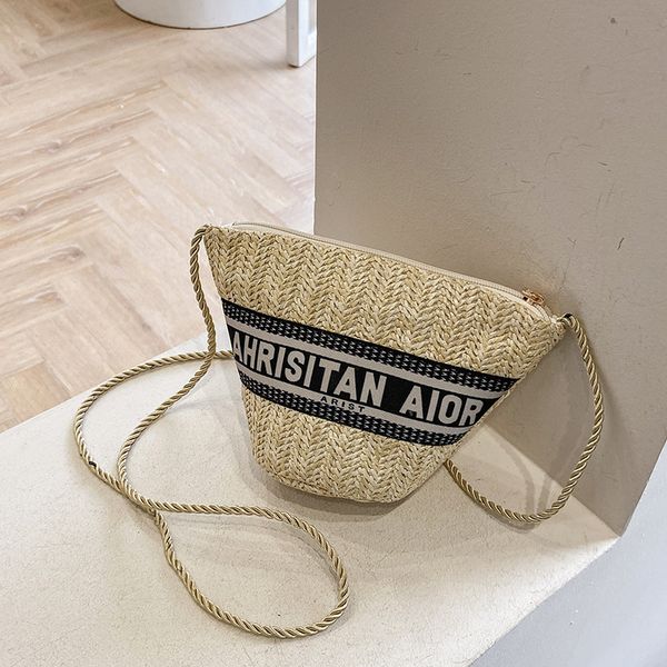 luxury design handbag 2021 new korean mini women's woven embroidery bucket bag summer versatile one shoulder messenger bag
luxury design handbag 2021 new korean mini women's woven embroidery bucket bag summer versatile one shoulder messenger bag