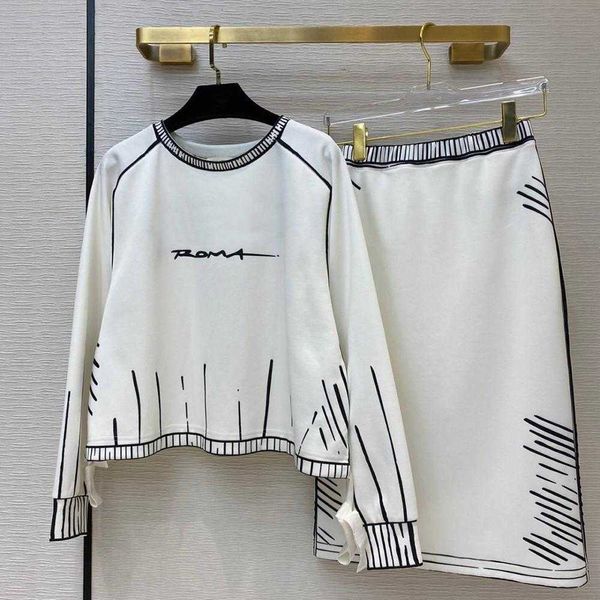 two piece dress ladies skirt 2 piece set women stripes print graffiti pattern white pullover sweatshirt with midi suit casual o v16o
two piece dress ladies skirt 2 piece set women stripes print graffiti pattern white pullover sweatshirt with midi suit casual o v16o