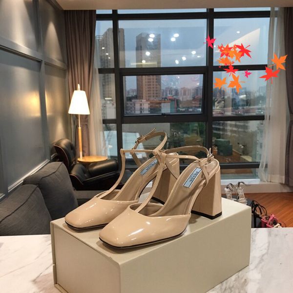 2021 fashion women shoes pumps casual sandals designer leather spikes slingback high heels designers luxury slides shoess with logo and box, Black
2021 fashion women shoes pumps casual sandals designer leather spikes slingback high heels designers luxury slides shoess with logo and box, Black