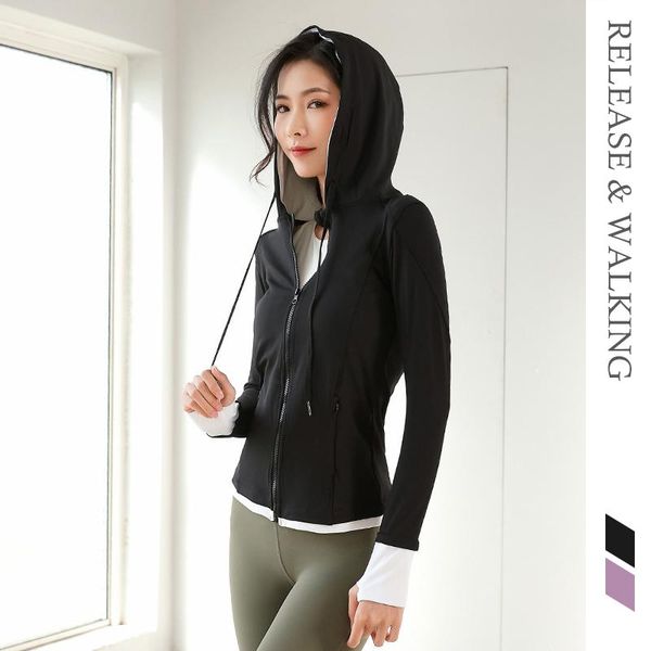r&w zipper tight jacket hat women yoga color contrast running coat 20%spandex+80%nylon with thumb holes 2021 autumn jackets, Black;red
r&w zipper tight jacket hat women yoga color contrast running coat 20%spandex+80%nylon with thumb holes 2021 autumn jackets, Black;red