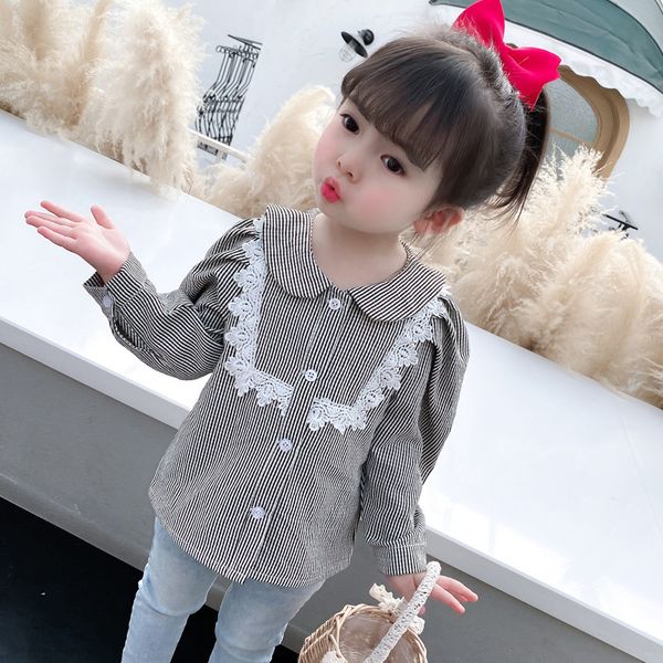 2022 girls shirt small and medium-sized childrens small plaid doll collar sweet shirt childrens spring new lace, White;black
2022 girls shirt small and medium-sized childrens small plaid doll collar sweet shirt childrens spring new lace, White;black