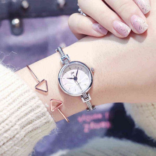 women's watches silver women fashion bracelet watches luxury diamond rvs bangle elegant ladies small quartz clock 1112, Slivery;golden
women's watches silver women fashion bracelet watches luxury diamond rvs bangle elegant ladies small quartz clock 1112, Slivery;golden
