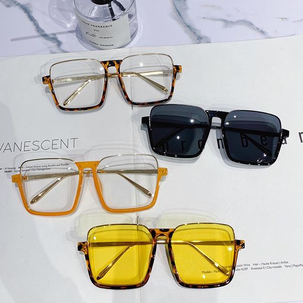 sunglasses 2021 square women luxury vintage brand design sun glasses big frame mirror red purple eyewear uv400 2933, White;black
sunglasses 2021 square women luxury vintage brand design sun glasses big frame mirror red purple eyewear uv400 2933, White;black