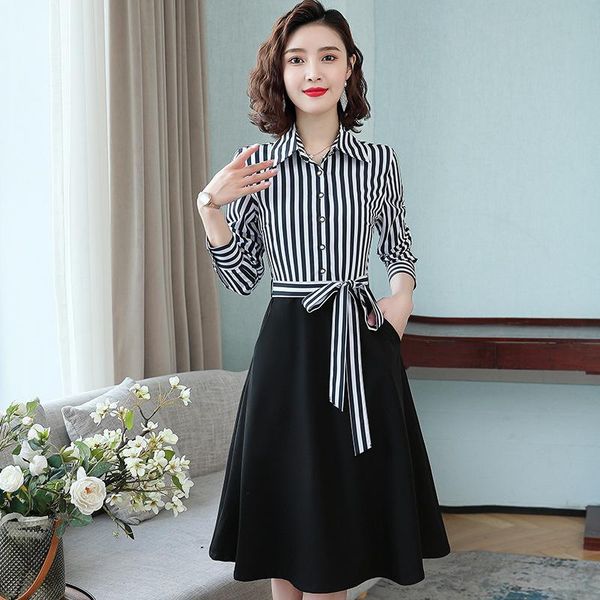 casual dresses 2021striped shirt dress women spring autumn long-sleeved lady fashion bow sashes bandage big swing vestidos, Black;gray
casual dresses 2021striped shirt dress women spring autumn long-sleeved lady fashion bow sashes bandage big swing vestidos, Black;gray