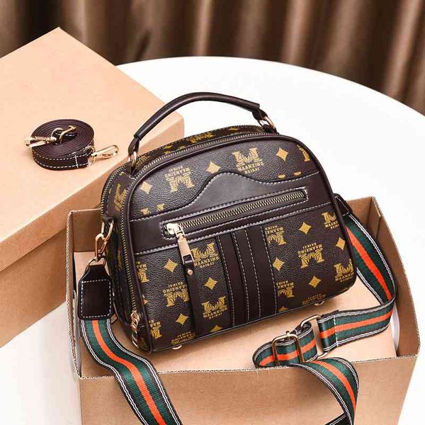 bag women's 2021 fashion double shoulder printed portable one bag, Black;red 
bag women's 2021 fashion double shoulder printed portable one bag, Black;red