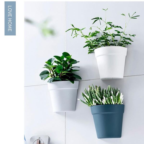 indoor and outdoor balcony wall-mounted plastic garden flower pots wall hanging plant pot decoration decor planters &
indoor and outdoor balcony wall-mounted plastic garden flower pots wall hanging plant pot decoration decor planters &