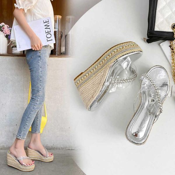 slippers 2021 fashion slope heel sandals women's summer wear cross strap rhinestone high thick bottom, Black
slippers 2021 fashion slope heel sandals women's summer wear cross strap rhinestone high thick bottom, Black